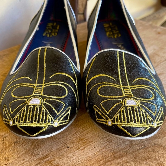 IRREGULAR CHOICE🪐STAR WARS Darth Vader Flats NEW! - Picture 4 of 12